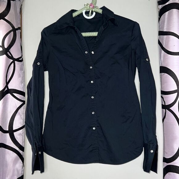 Tahari pearl snap front long sleeve blouse with roll tab sleeves - Picture 1 of 7